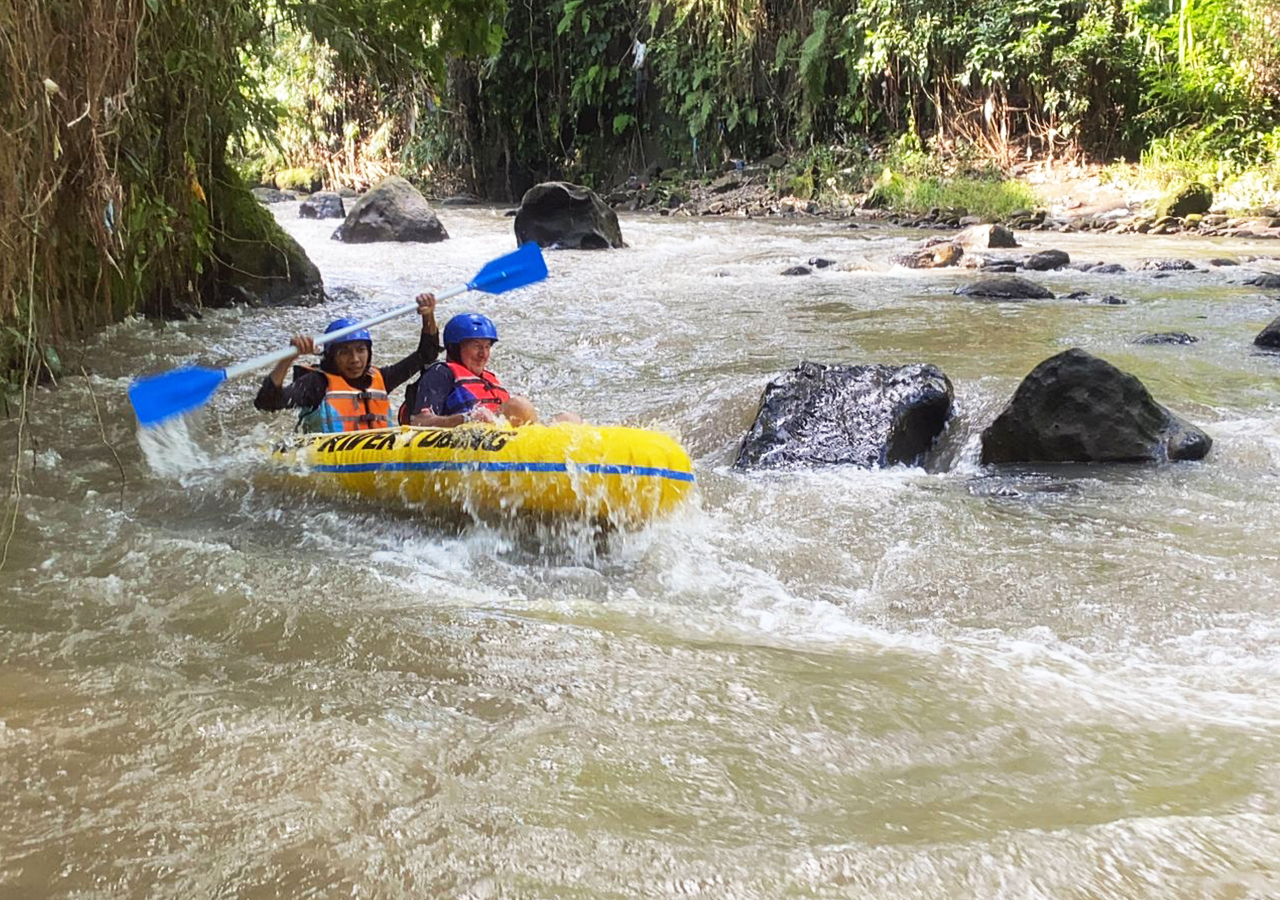 烏布漂流體驗（Wos Tubing Adventure提供）