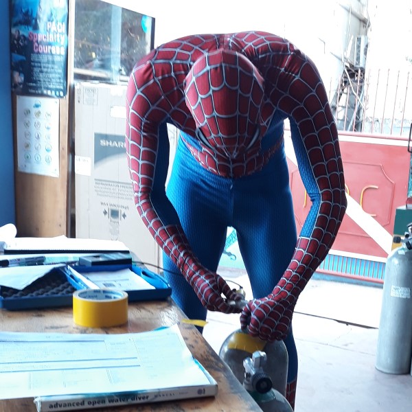 PADI Eanx (No Dives) in Coron with PADI 5 Star Dive Resort