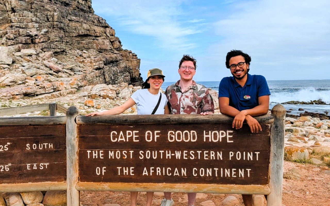 Cape Town Table Mountain & Boulders Beach Full-Day Small Group Tour