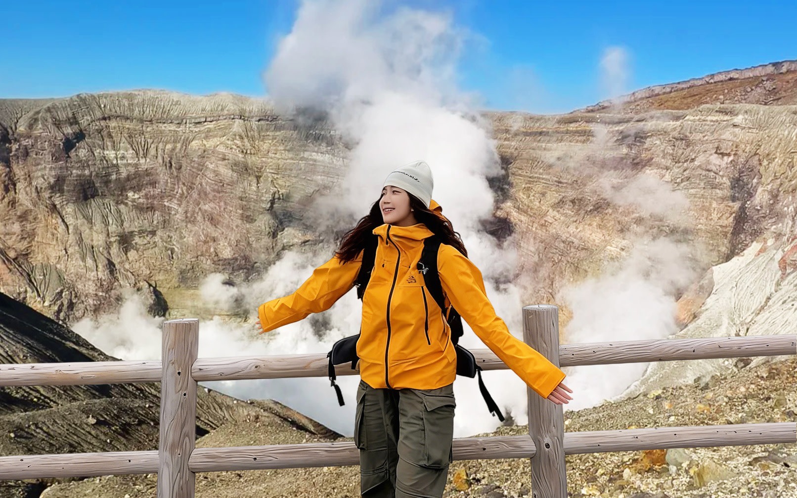 A tour of Kamishikimi Kumanoza Shrine, Kusasenri, Mount Aso Nakadake Crater, and Kurokawa Onsen (departure from Kumamoto)