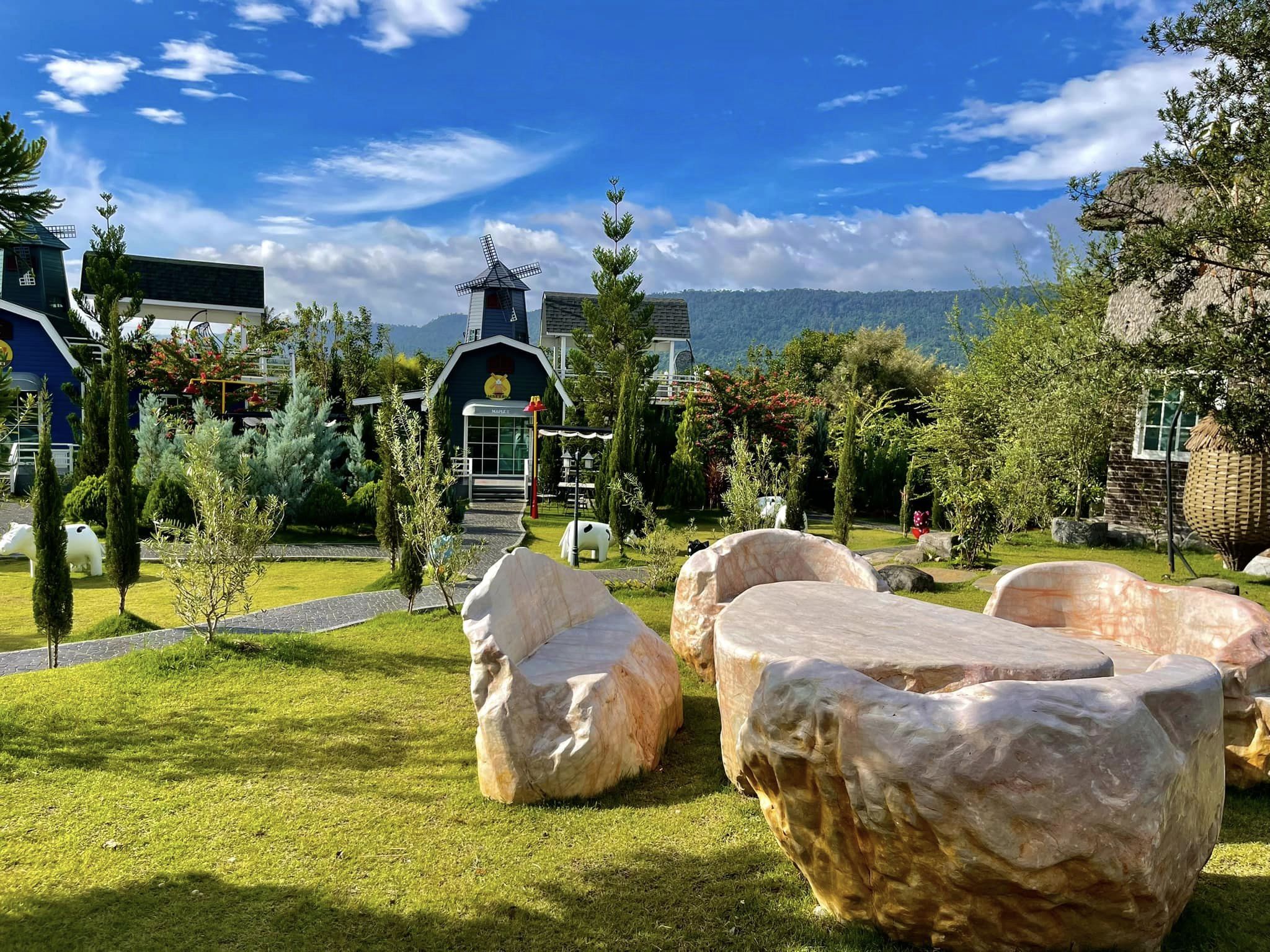 從曼谷出發：考艾藝術樹度假村（Khao Yai Art Tree Resort）私人接送