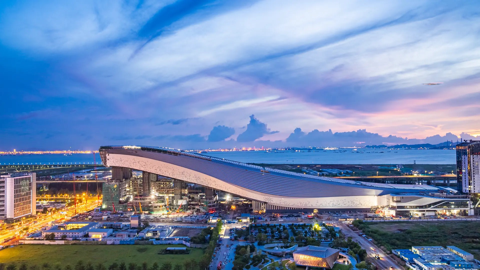 Shenzhen Qianhai Ice and Snow World private car transfer