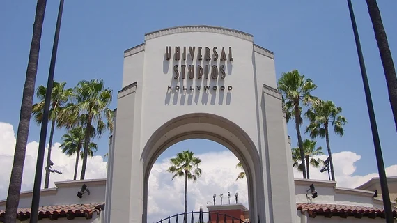 universal studios hollywood stroller rental
