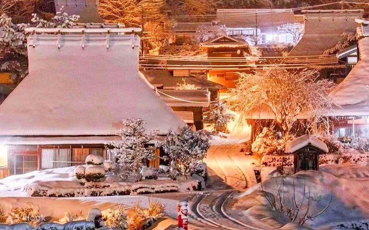 Two-Day Tour of Amanohashidate, Ine Boathouse, and Miyama Kayabuki