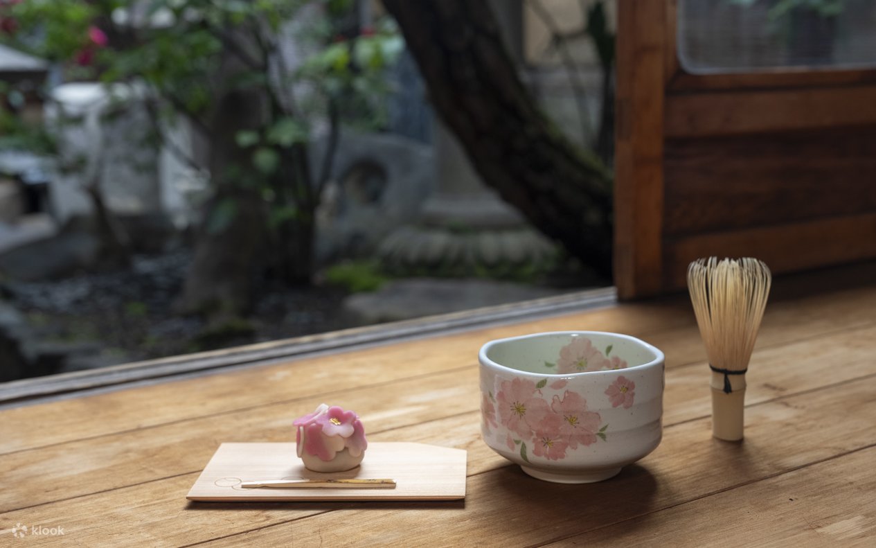 Table-Style Matcha Ceremony in a 150-Year-Old Kyoto Machiya - Klook ...