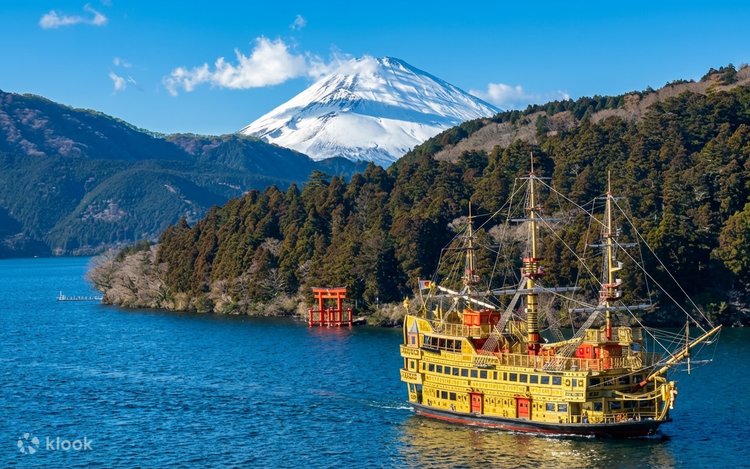 富士山＆箱根：箱根神社＆水上鳥居＆海賊船＆大涌谷＆山中湖＆忍野八海