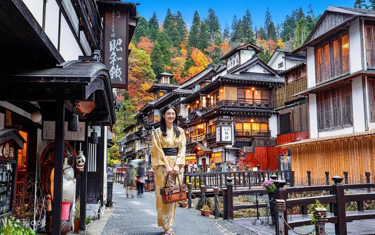 Miyagi Zao Fox Village & Ginzan Onsen Classic Day Trip | Cute Fox