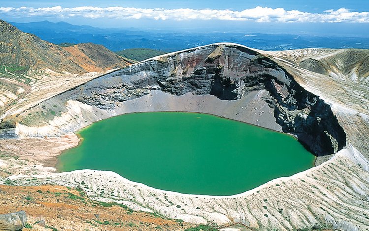 Miyagi Classic Day Tour: Journey to Mount Zao Okama Crater and Fox