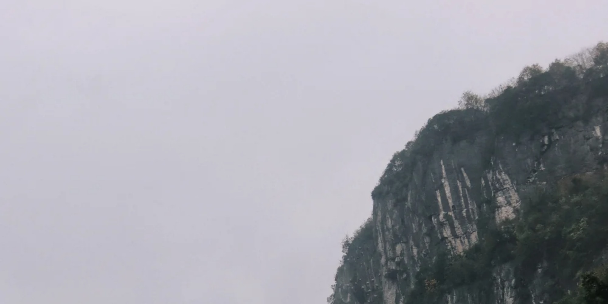 重慶武隆仙女山&天生三橋1日遊（可選英語/俄語/越南語/印尼語/泰語/柬埔寨語小團+南國第一牧場+喀斯特地質奇觀+電影變形金剛取景地）