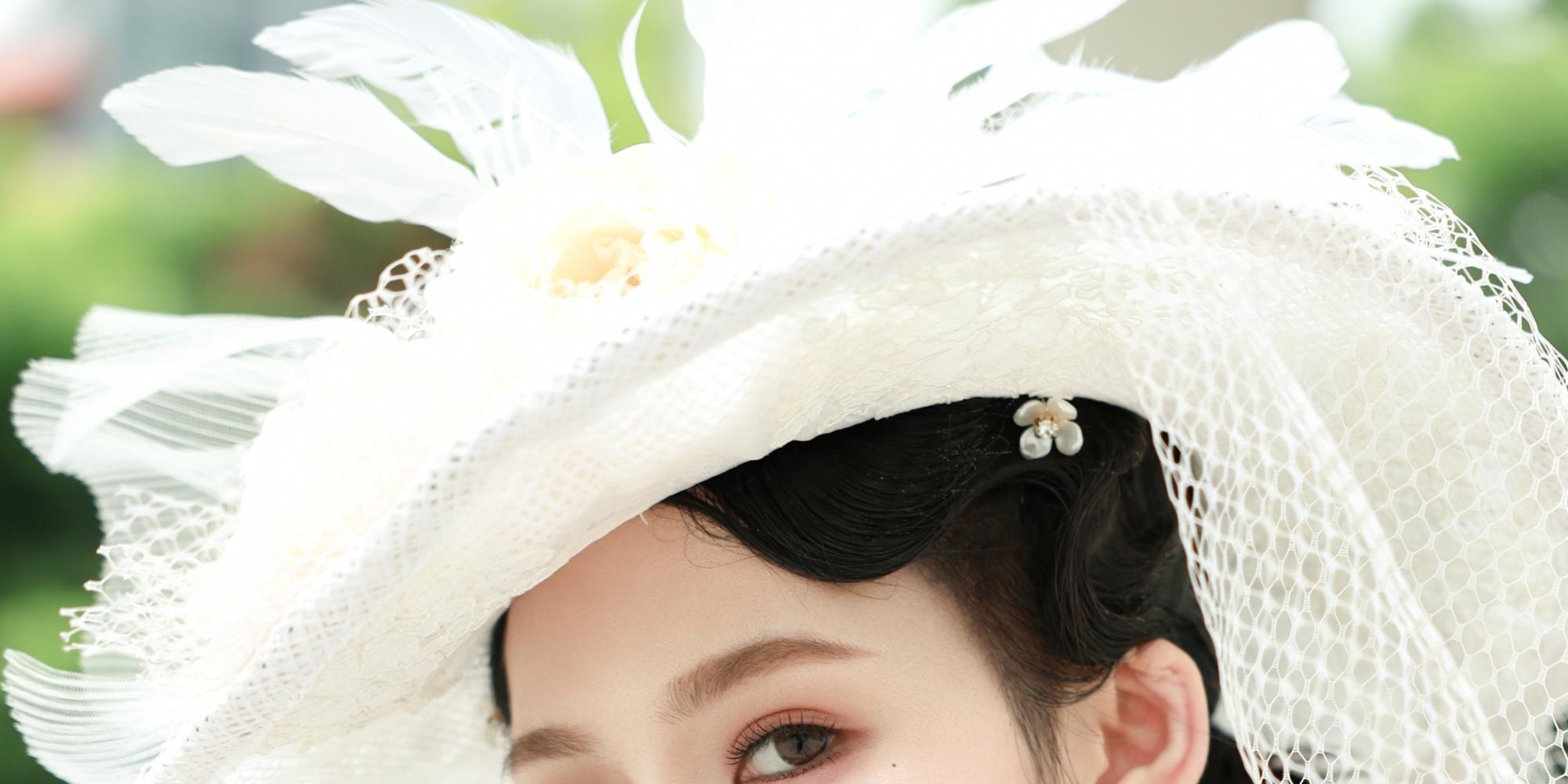 Thai Costume Rental (Rama V Era) by Absolute Thai Studio in Bangkok - Thumbnail 8