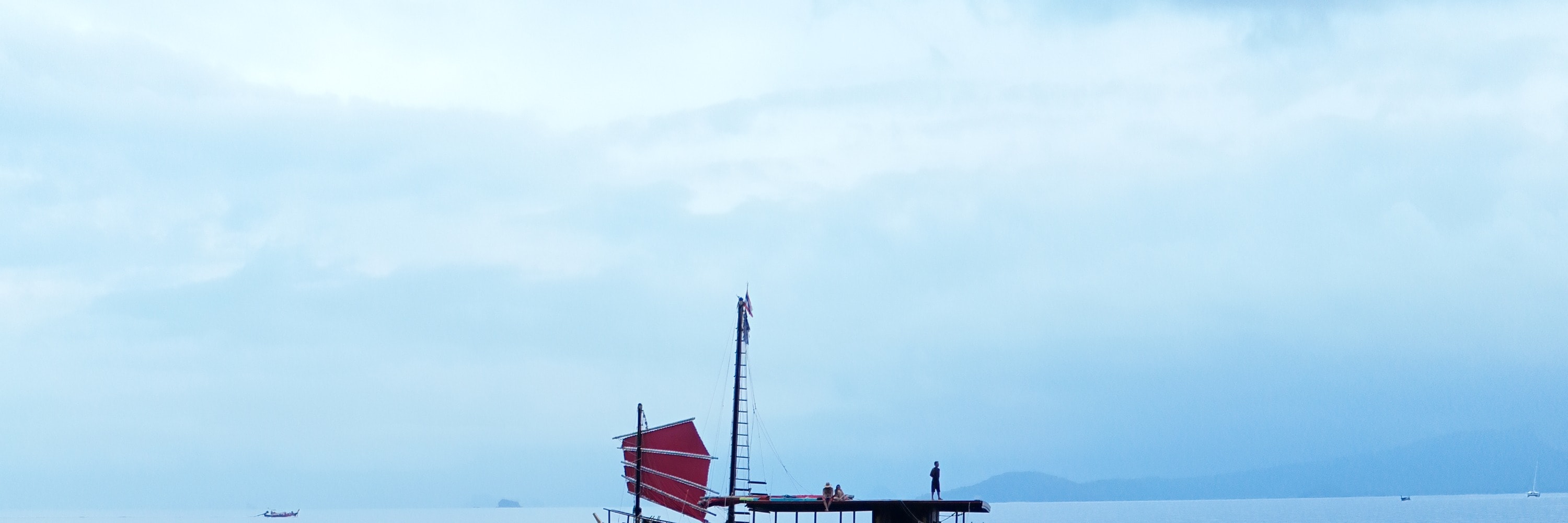 4 島浮潛日落之旅 + 夜晚生物熒光游泳