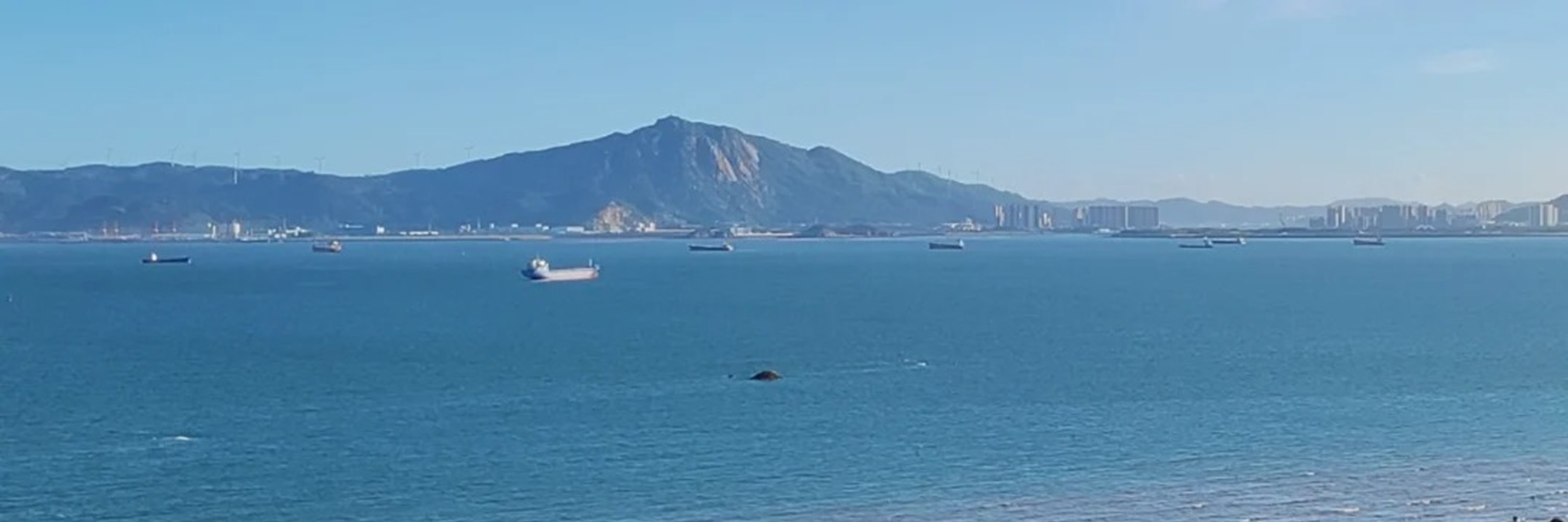 福建雲水謠&鼓浪嶼浪漫高奢3日之旅（漫遊鼓浪嶼&贈送旅拍+探訪土樓奇觀+領略中國建築藝術魅力+廈門往返+可選4鑽/5鑽酒店+特色餐食）