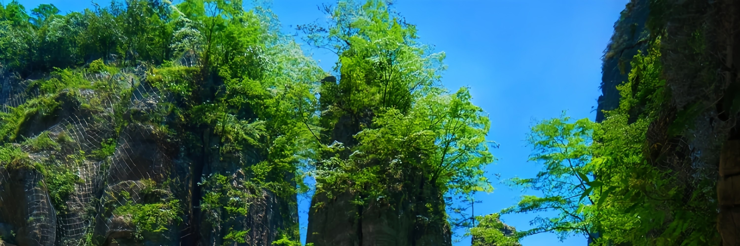 湖北錦繡恩施6日遊（精品小團+4/5鑽酒店+24接送站+恩施大峽谷+屏山大峽谷+土家女兒城+仙山貢水+宣恩獅子關+騰龍洞+梭布埡石林）