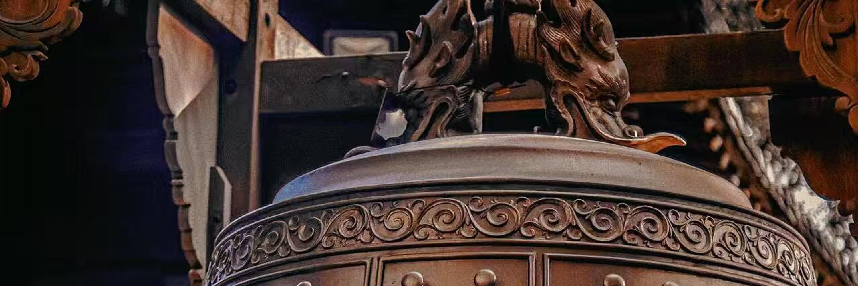 The ancient bells of Hanshan Temple are quite famous. The bells have rich styles, scriptures, inscriptions and patterns.