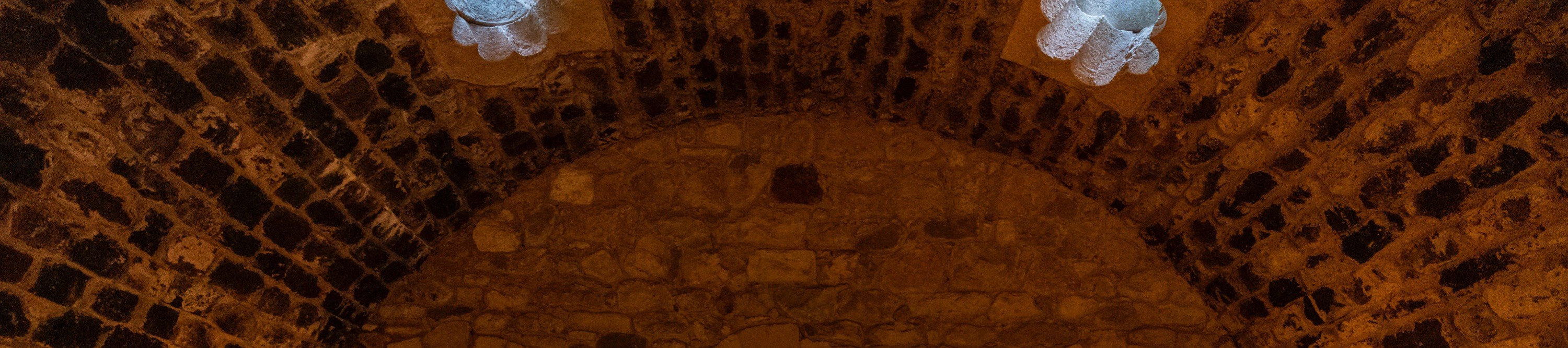 3 in 1: Montserrat, Girona, and Costa Brava tour from Barcelona