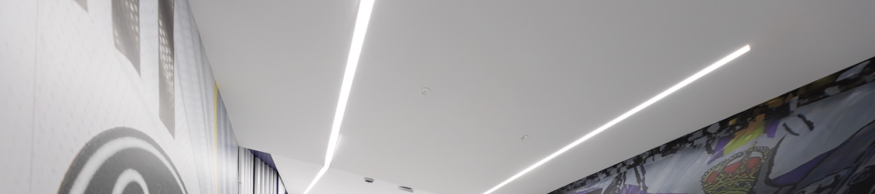 漫步於歷史長廊,感受皇家馬德里(Real Madrid)標誌性隊徽和永恆的傳奇 漫步於歷史長廊,感受皇家馬德里(Real Madrid)標誌性隊徽和永恆的傳奇