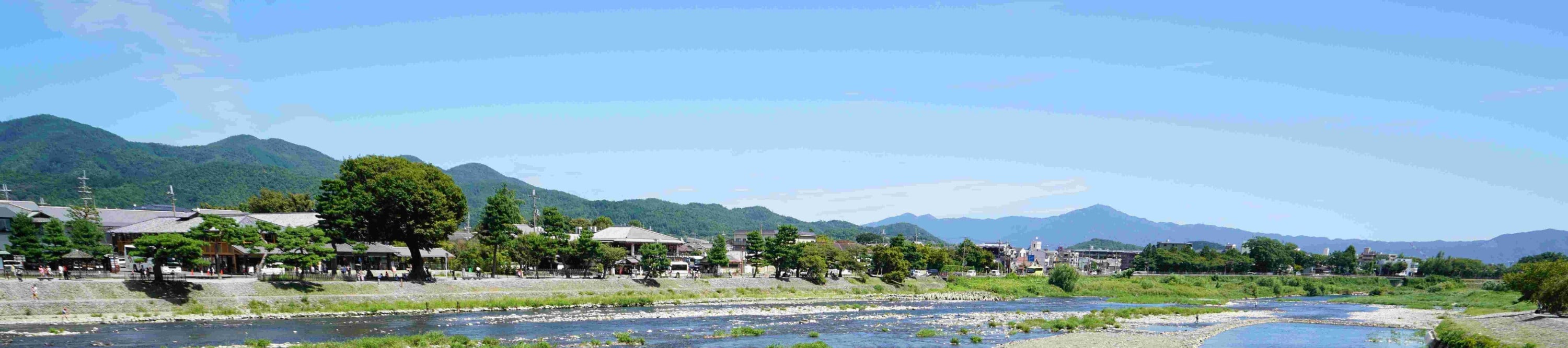 【京都&奈良一日遊】嵐山小火車&奈良公園&伏見稻荷大社千本鳥居&渡月橋&竹林小徑&和服森林 （大阪出發）