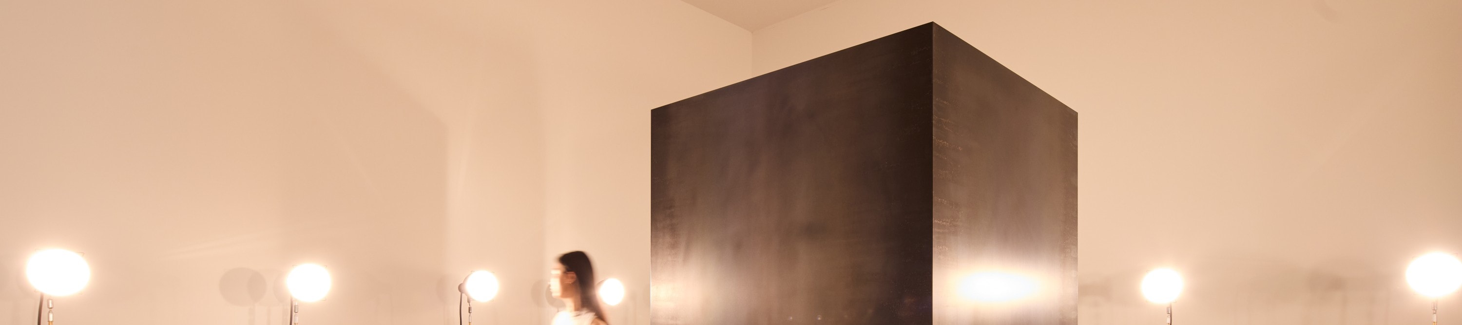 塔尼亞．穆羅 《我們曾經知道》 1970 年 「身臨夢境：1950 年代至今的女性藝術家環境作 品」展覽現場，2025 年 
© Tania Mouraud / ADAGP, Paris - SACK, Seoul,  2025 
攝影：梁譽聰  圖片由 M+提供