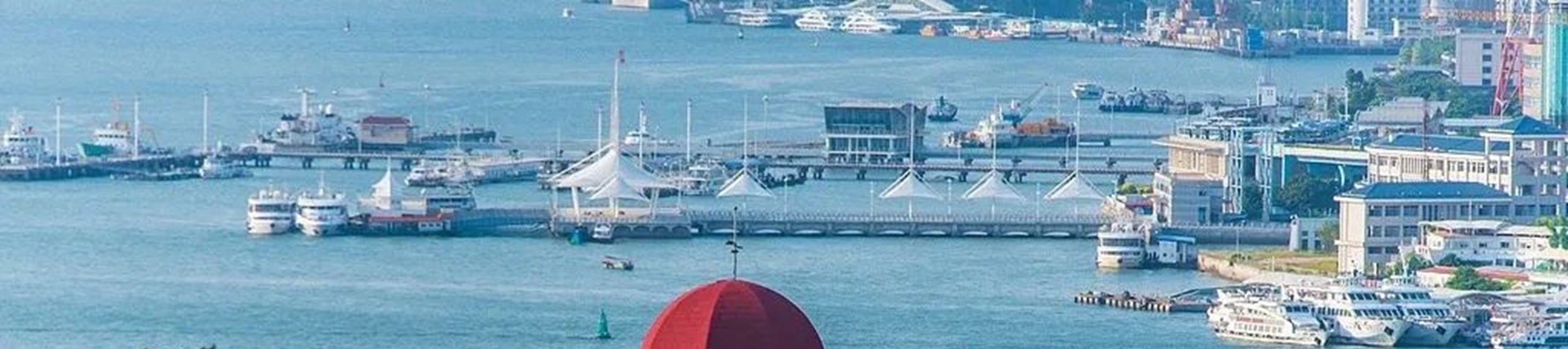 福建雲水謠&鼓浪嶼浪漫高奢3日之旅（漫遊鼓浪嶼&贈送旅拍+探訪土樓奇觀+領略中國建築藝術魅力+廈門往返+可選4鑽/5鑽酒店+特色餐食）