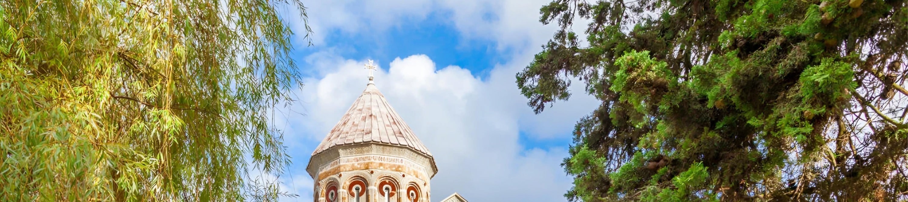 Tbilisi: Kakheti, Signaghi, & Chateau Tour with Wine Tasting