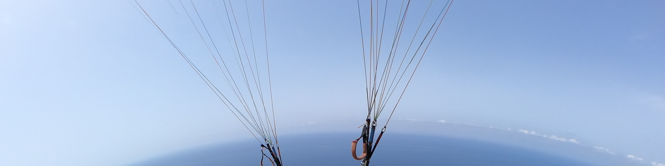 Alanya: Tandem Paragliding with Hotel Pickup Option