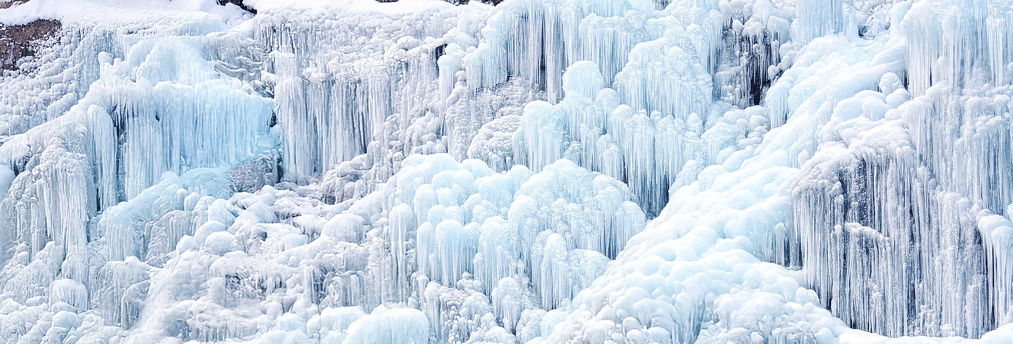 冰崖的壯麗景色，體驗真正韓國冬季的魔力！