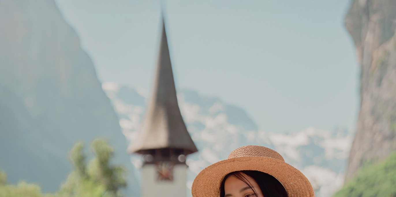 Private Photoshoot Tour: Lauterbrunnen & Wengen at the best spots