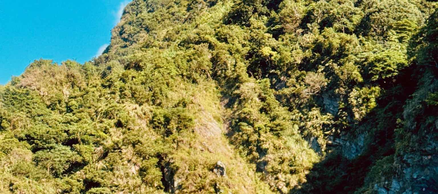 宜蘭 : 東澳 - 獨木舟 - 湧闖中央山脈烏岩角