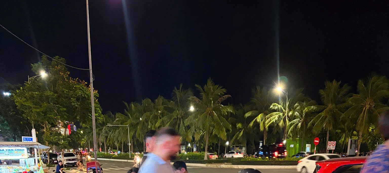 Nha Trang Night Local Food Tasting & Sightseeing Tour by Scooter - Thumbnail 18
