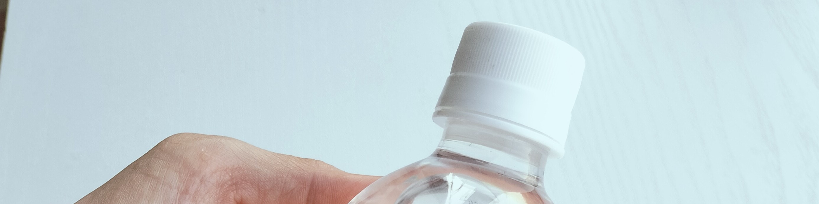 It’s time to end. Your therapist will provide you with a bottle of water to drink after the treatment to improve circulation.