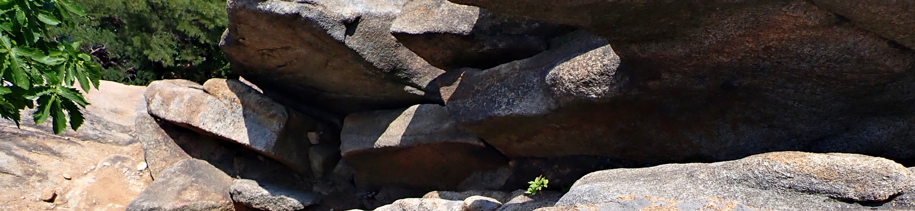 Real Rock Climbing Tour on a Mountain Ridge next to Seoul 