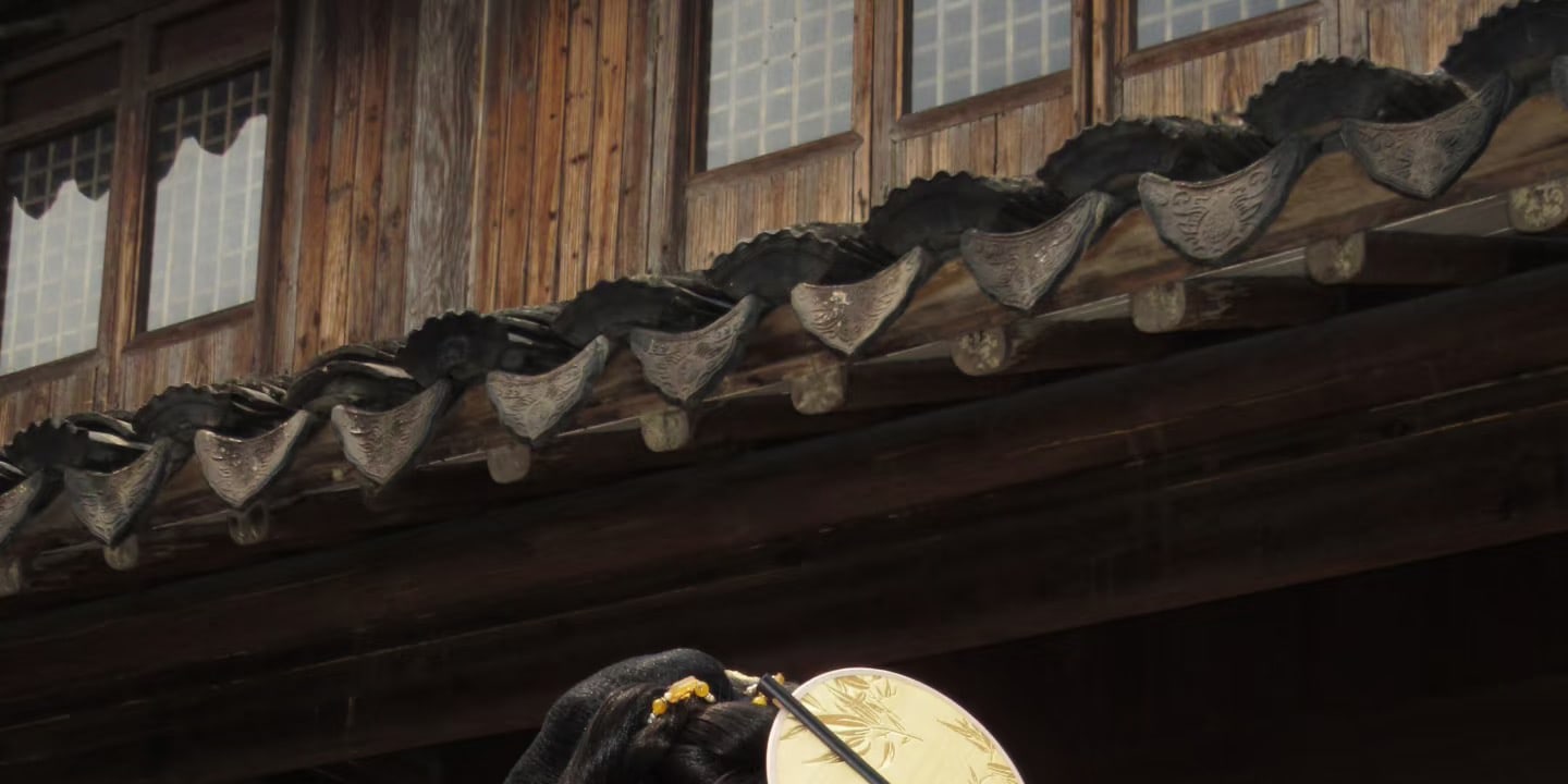 Shanghai Yu Garden Traditional Chinese Costume Hanfu Qipao Experience (Hanfu Rental/Makeup/Photography) - Thumbnail 18