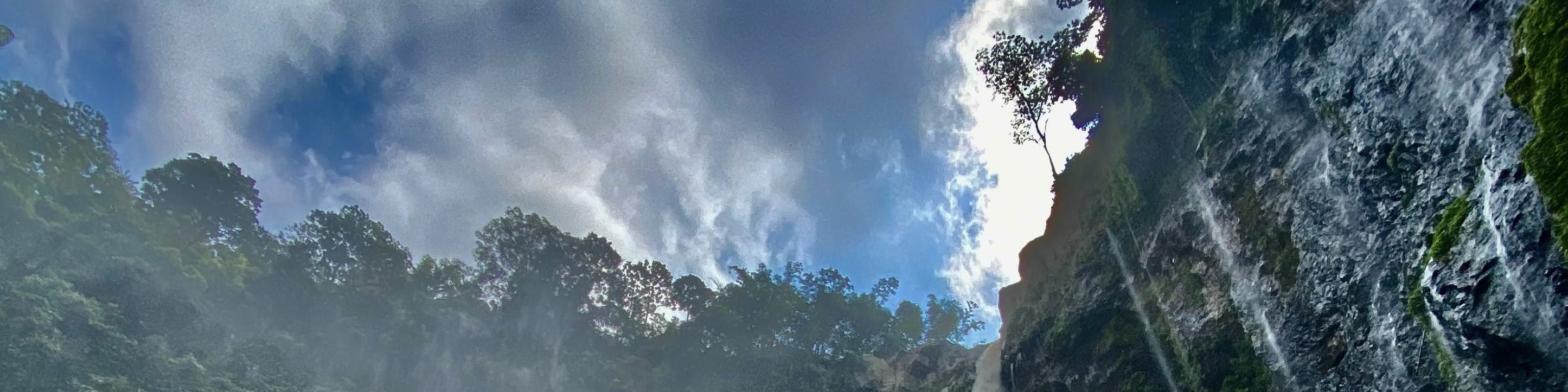 泗水出發3天2夜布羅莫火山、圖邦瑟瀑布和伊真火山拼團遊
