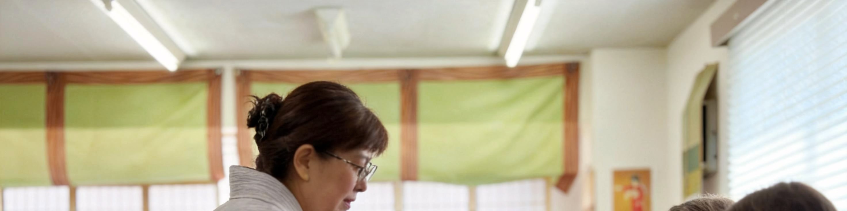 Enjoy an authentic Japanese tea ceremony and kimono experience in Asakusa - Thumbnail 2