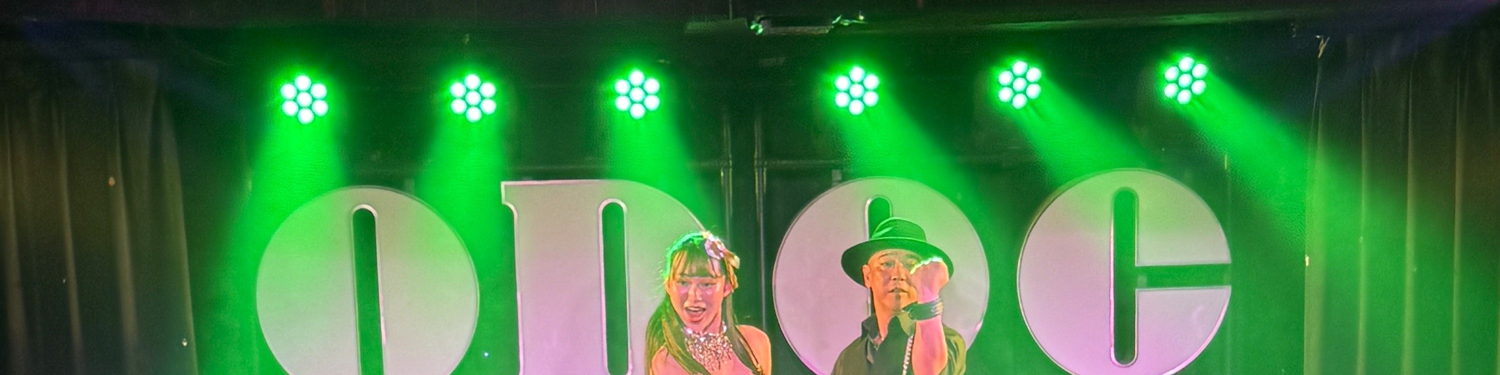 Tokyo: Illusion Magic & Dance Show Experience with Drink - Thumbnail 5
