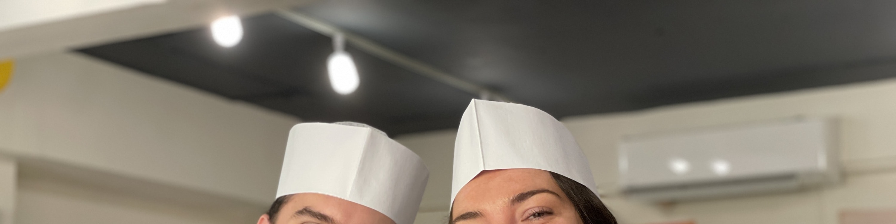 Sushi making class in Tokyo Tsukiji fish market with Pro sushi chef - Thumbnail 17
