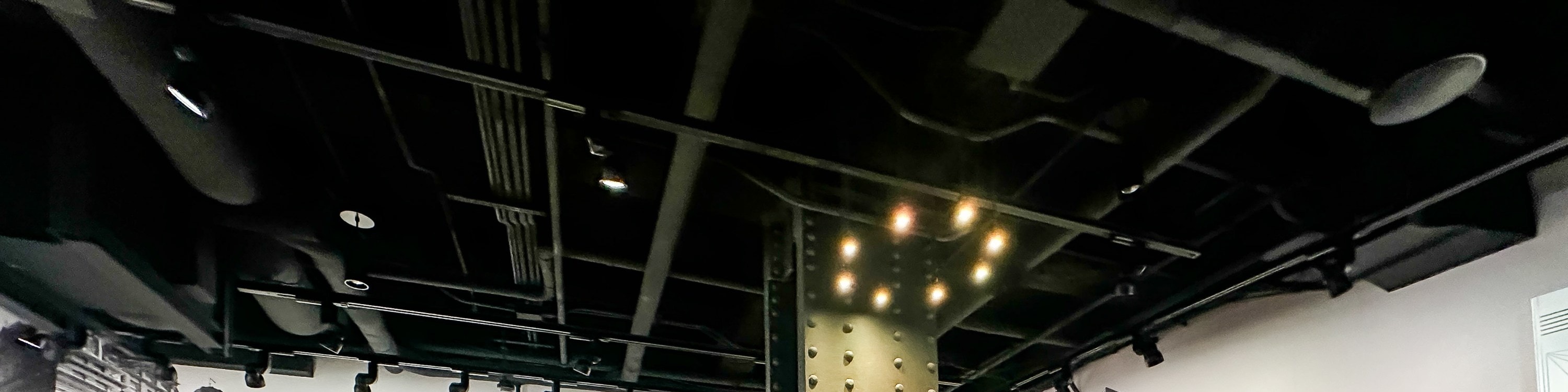 遊客可在帝國大廈內的展廳中探索展示歷史的互動展覽 遊客可在帝國大廈內的展廳中探索展示歷史的互動展覽