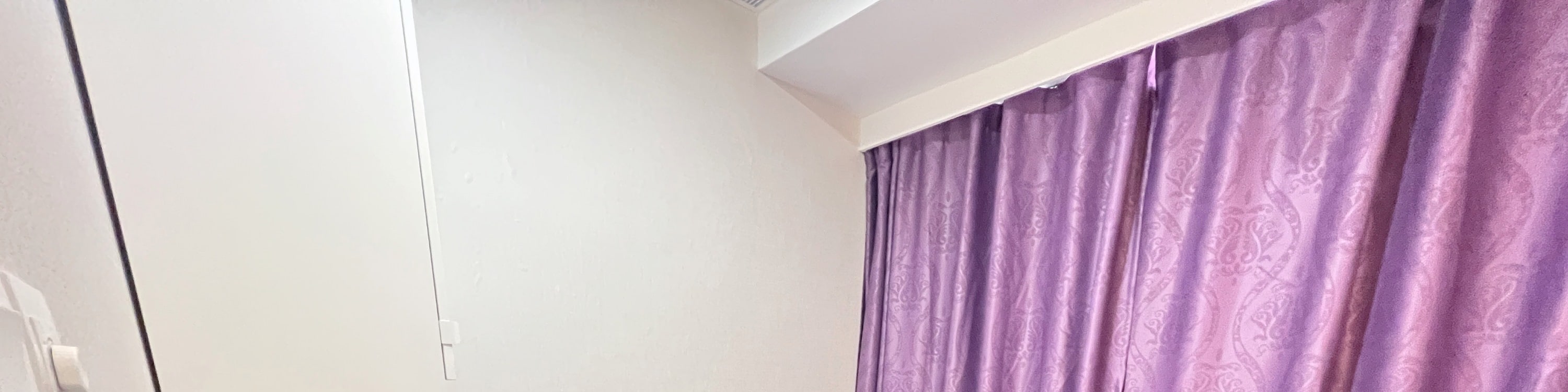 Quiet, spacious and hygienic independent rooms allow you to relax and enjoy professional massage and skin care experience (Tsuen Wan Branch)