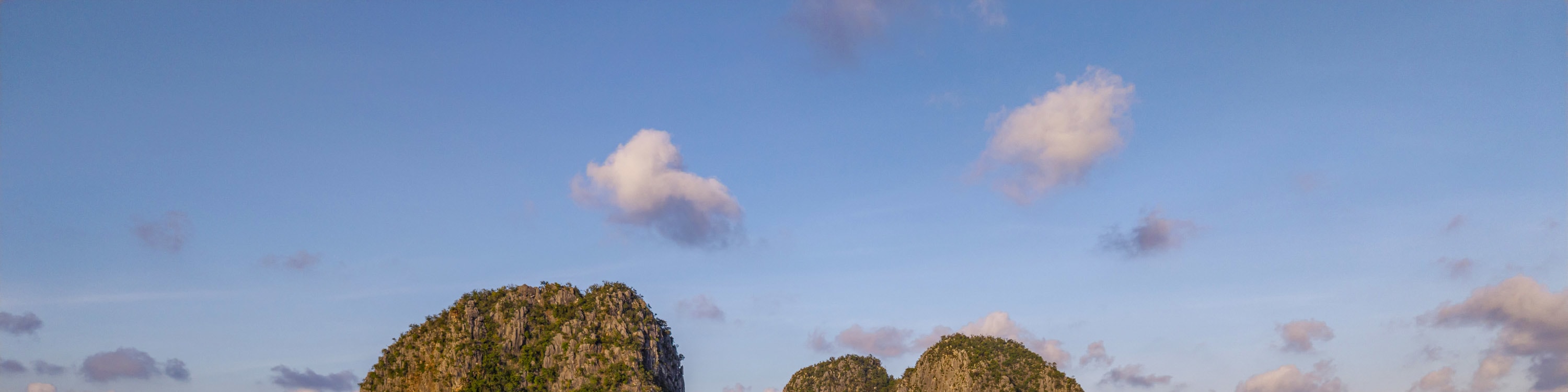 Leona Day Cruise: Ha Long Bay, Sung Sot Cave, Ti Top Island 