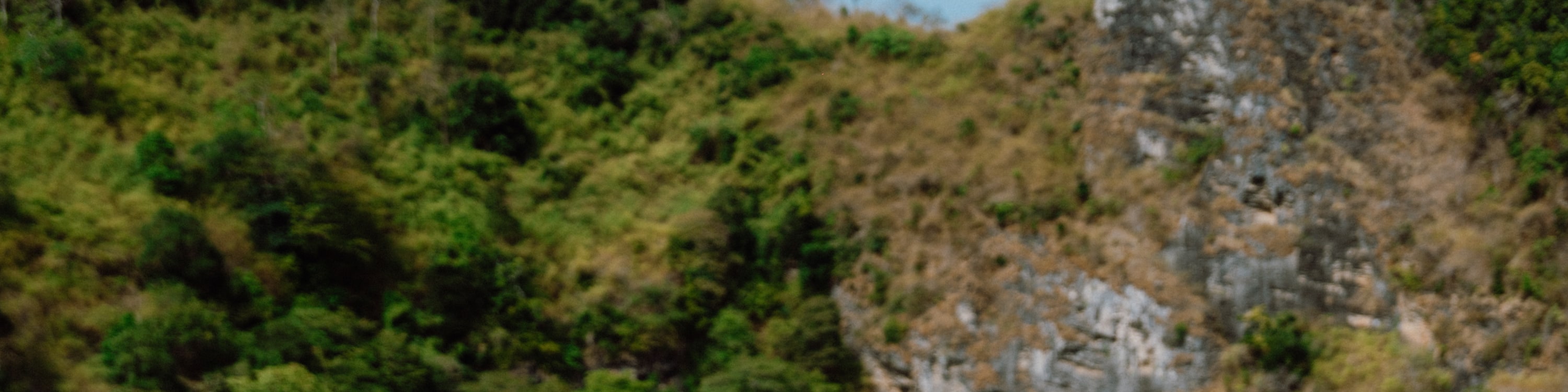 普吉島：乘坐豪華遊艇前往007島