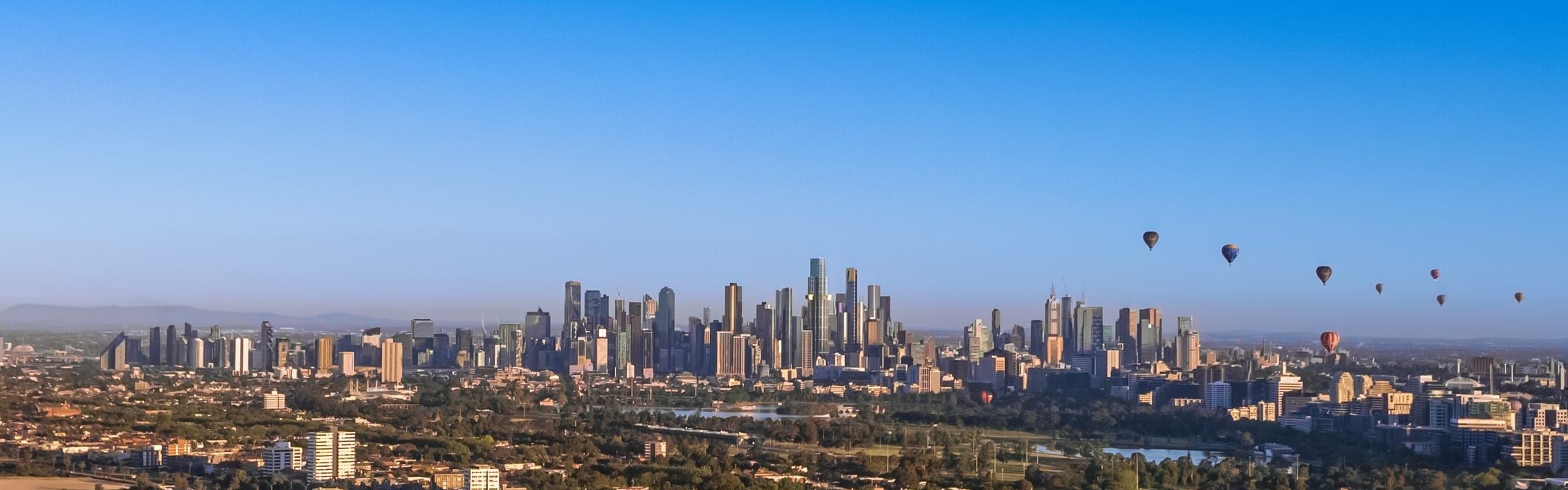 從高空俯瞰墨爾本——一座充滿文化、運動和無限可能的城市