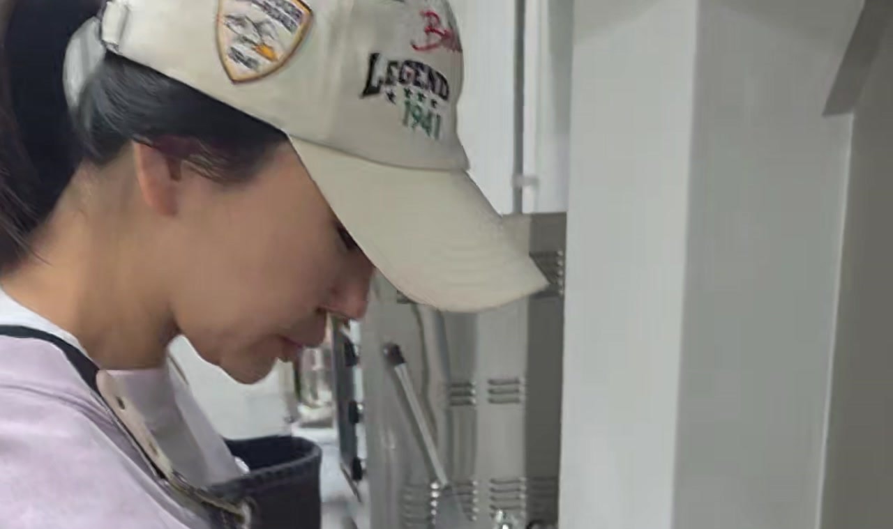 Seoul Korean Fried Chicken & Chimaek Cooking Class in Hongdae - Thumbnail 5