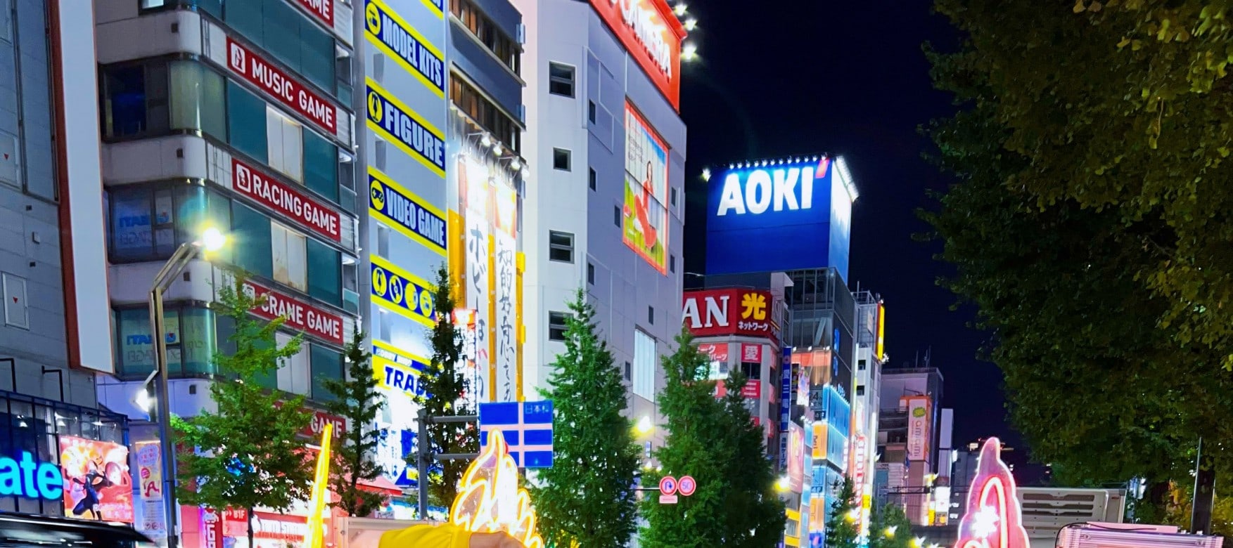 Tokyo Go Kart Street Experience in Akihabara & Asakusa by YAHKART - Thumbnail 9