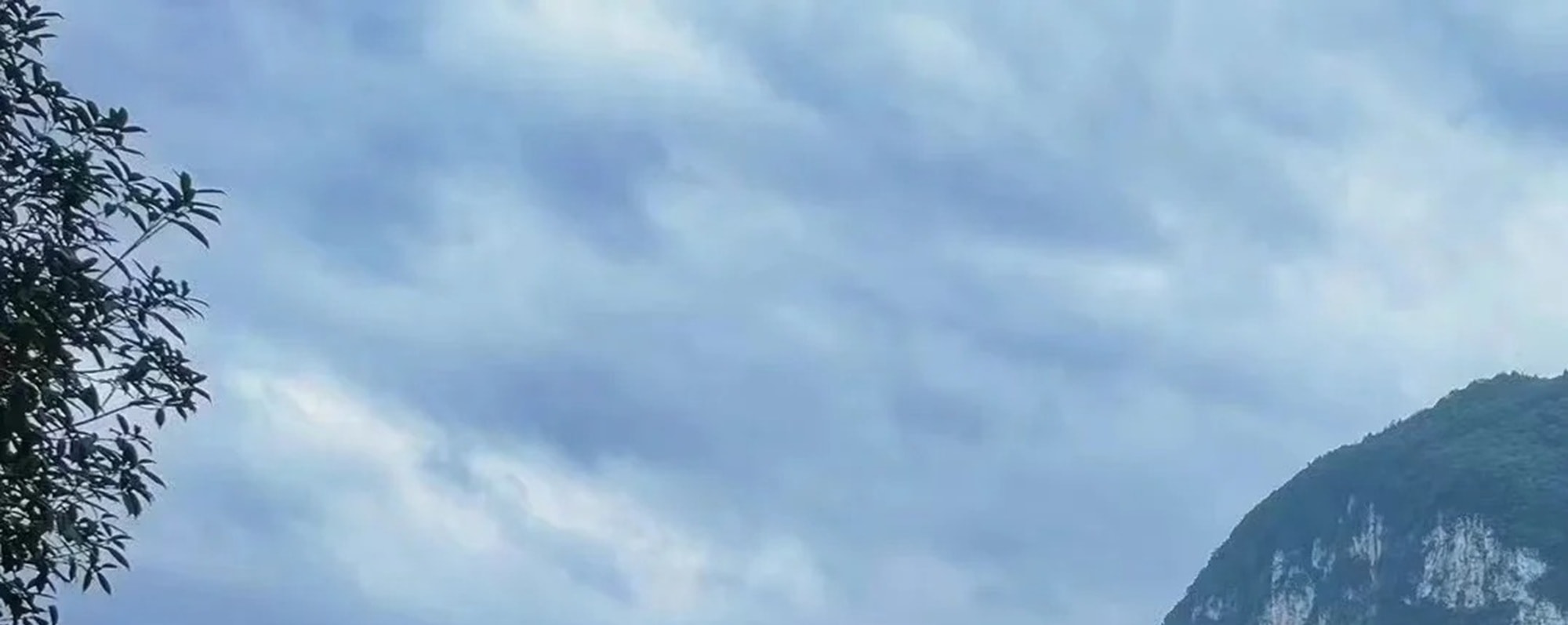 重慶武隆天生三橋高端純玩2日遊（龍水峽地縫&仙女山+探秘喀斯特地貌奇觀+可選4鑽/5鑽酒店+贈送烏江遊船+《變形金剛》取景地+重慶往返）