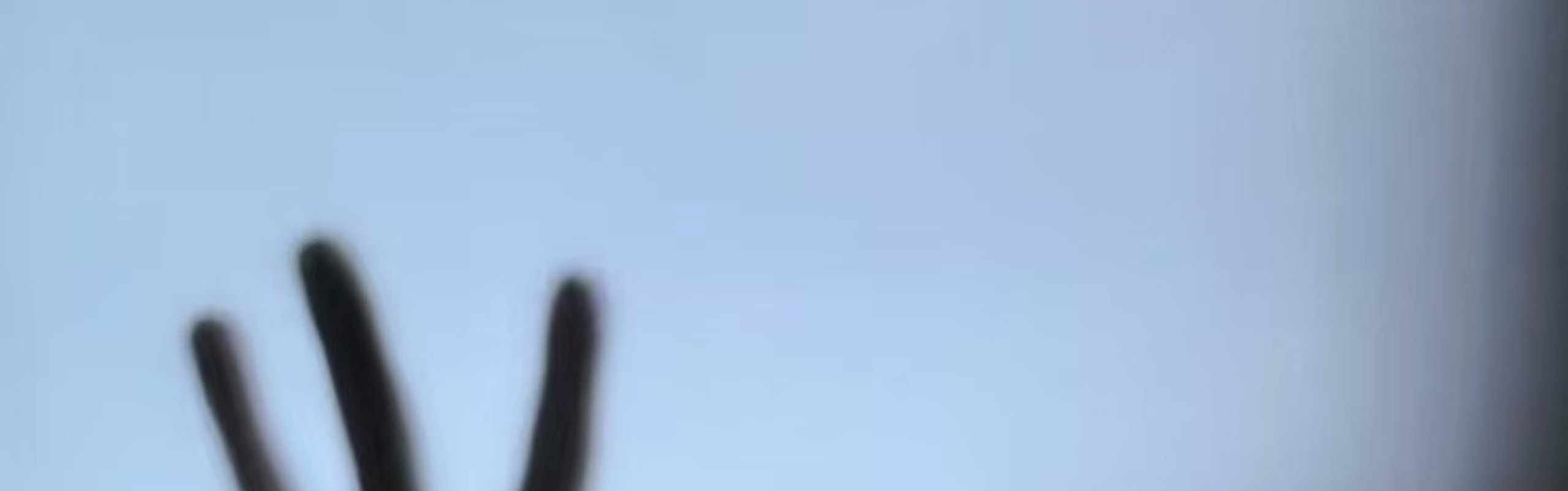 一個個場景中，看到了迷茫與掙扎交織的漩渦，也捕捉到了希望與渴望被理解的微光