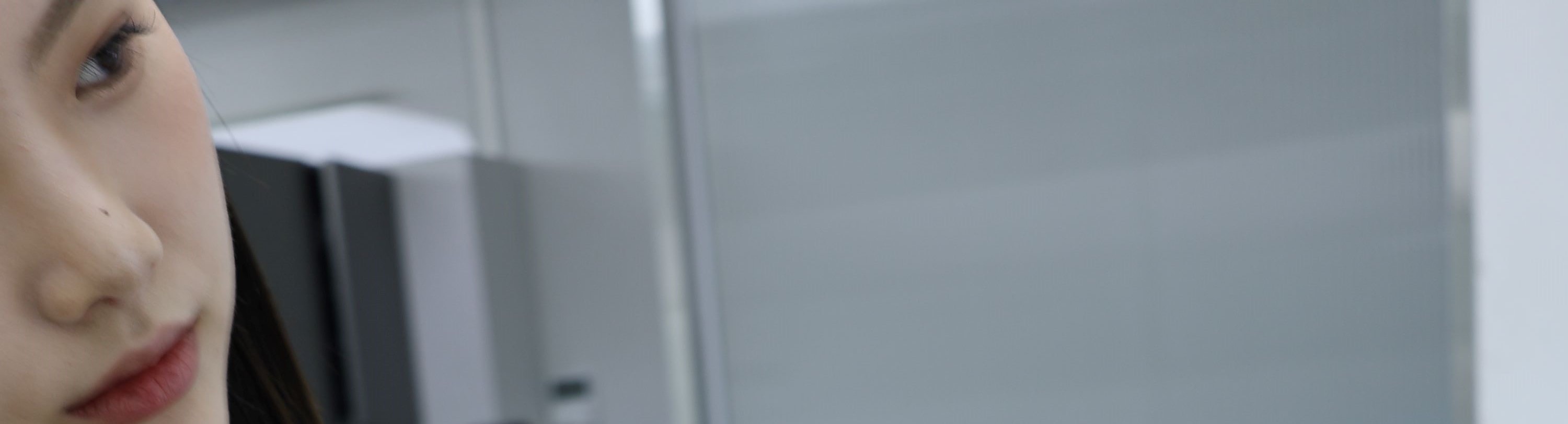 坐式頭皮清潔洗髮精