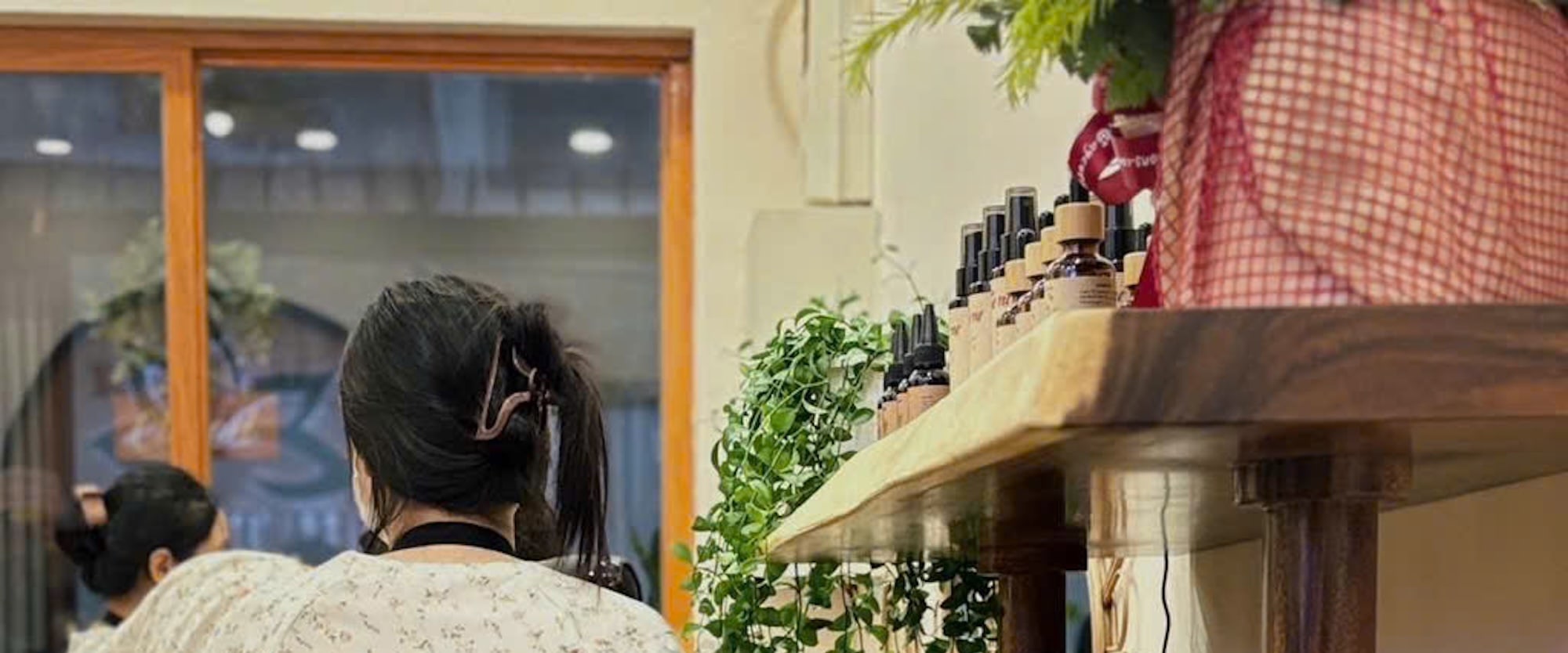 Chi Tu Herbal Hair Wash Spa in Ho Chi Minh city