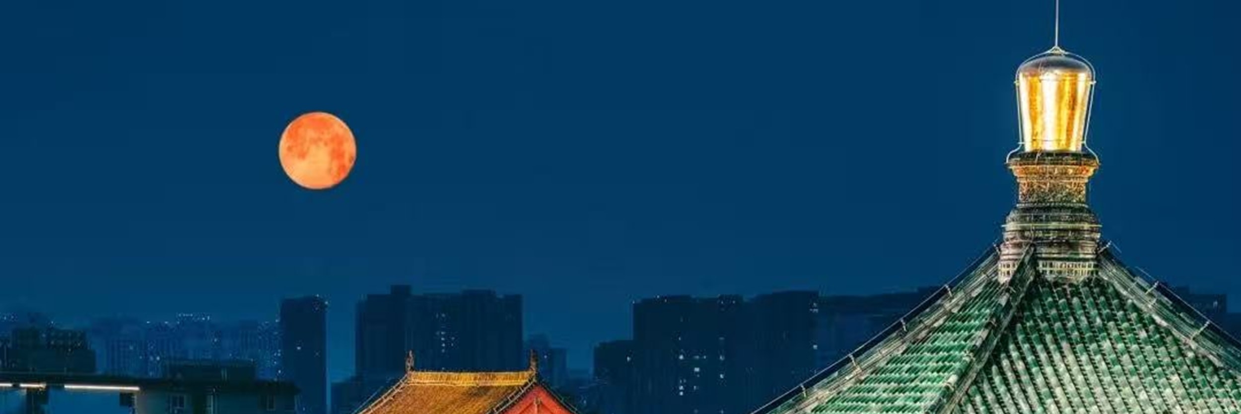 西安兵馬俑博物館+華清池+慈恩寺+西安博物院2日遊（大唐不夜城+探幽華清宮贈送《西安千古情》+特色餐食+4鑽酒店）