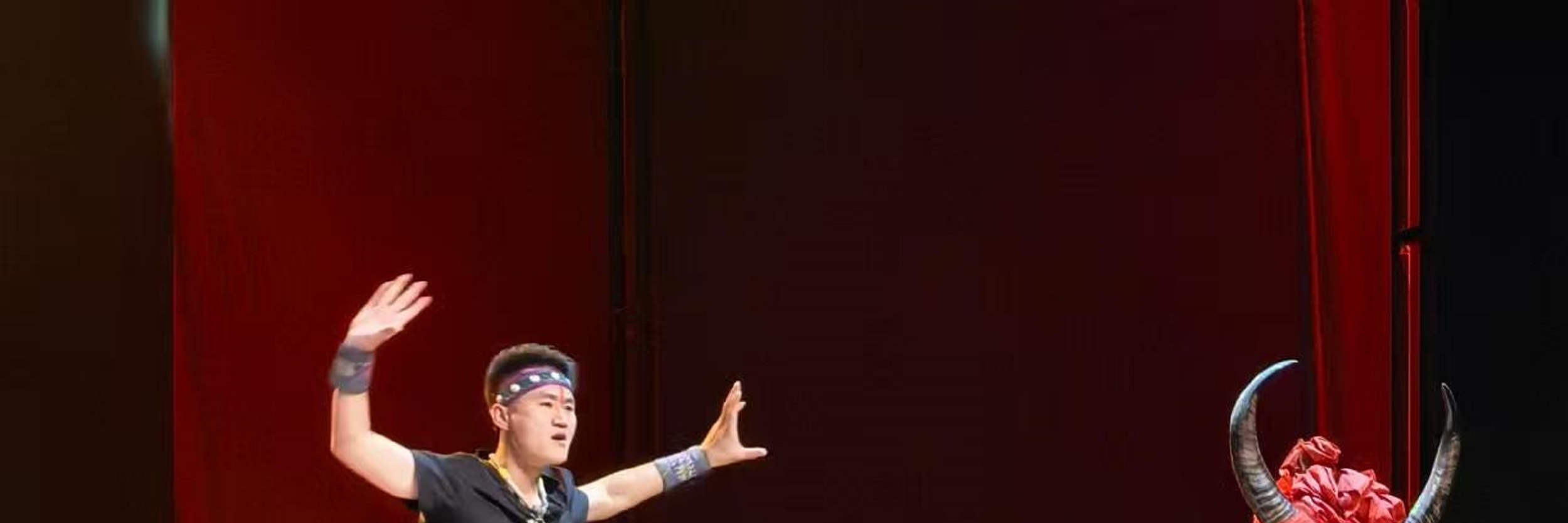 貴州貴陽民族舞臺劇《多彩貴州風》演出票