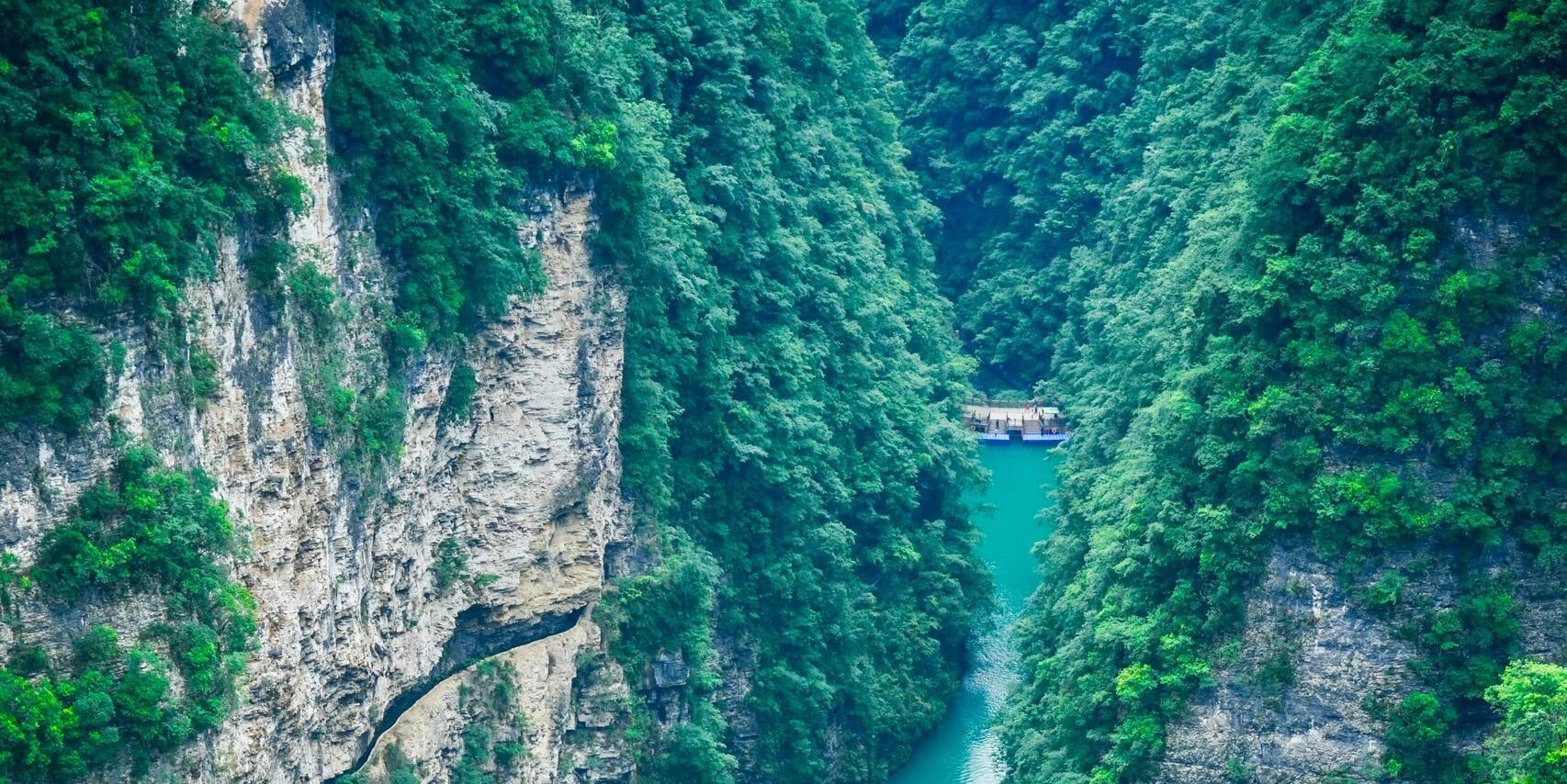 湖南張家界大峽谷/玻璃橋純玩小團一日遊（張家界往返+大峽谷風景區+玻璃橋+雲天渡+“小九寨溝”+自然的奇幻畫卷+人間仙境本境）